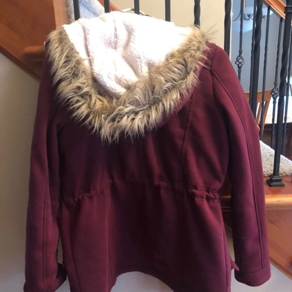 Charlotte Russe | Maroon Sherpa Hooded Jacket - Picture 4 of 4